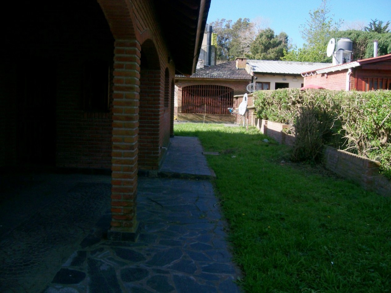 Chalet  4 ambientes con lote excepcional de 20X 38 !!!!