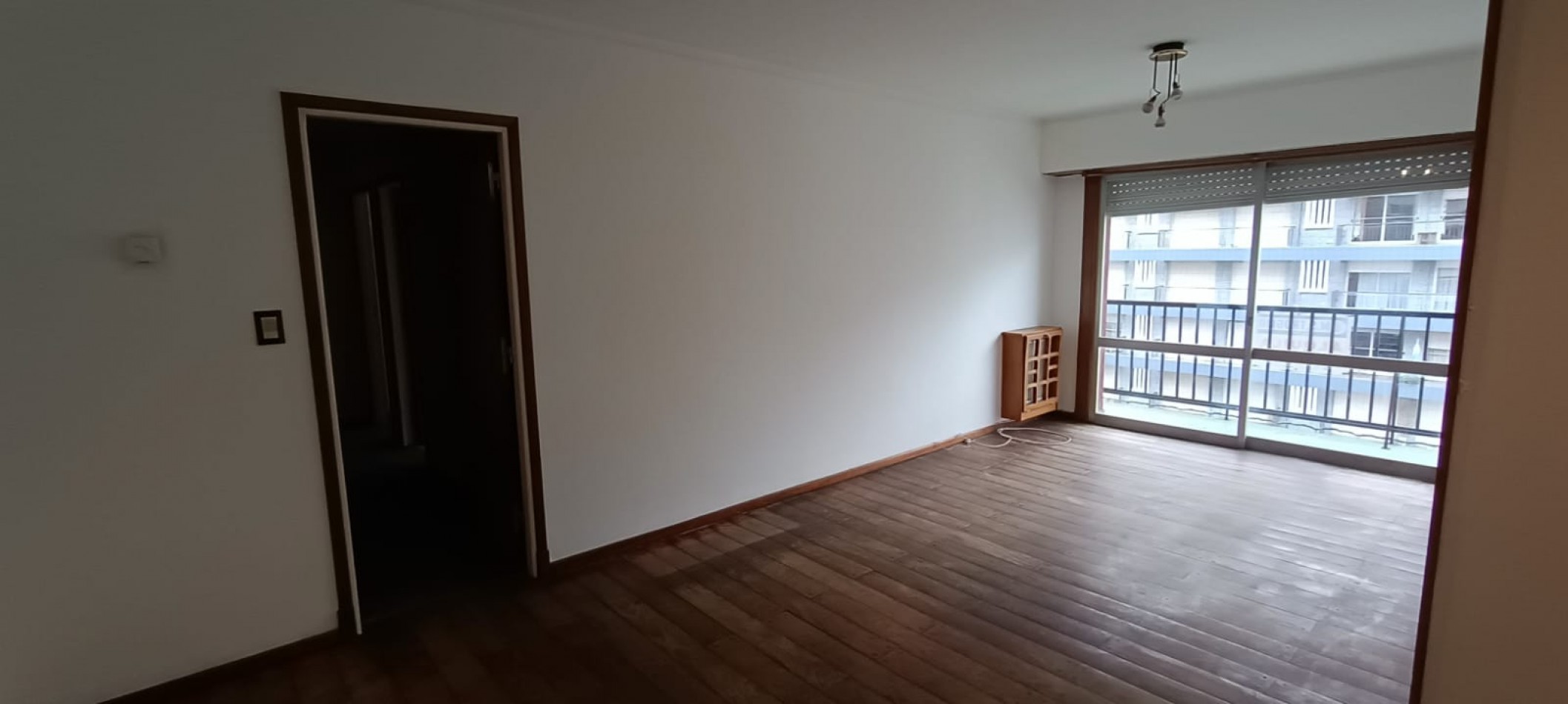 Departamento de 3 ambeintes con cochera !!! Av. Luro al 2500 !!!