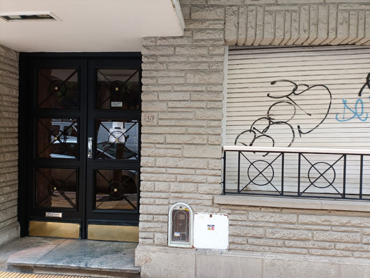 Alquiler Depto. 1 amb. y medio a la calle planta baja con patio 