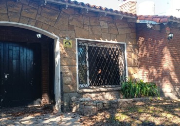 Chalet 3 AMBIENTES EN ALTOS DE CHAUVIN A RECICLAR !!