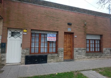 P.h. 3 Ambientes a la calle con patio Barrio Peralta Ramos Oeste