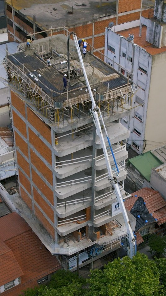 EDIFICIO EN POZO,  2  Y  3 AMB.CON O SIN COCHERA. BARRIO SAN JOSE, 48 CUOTAS EN PESOS!!