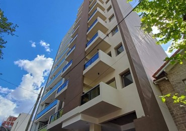 A ESTRENAR SEMIPISOS DE 3 AMB.CON COCHERA, EDIFICIO LYSANDROS.